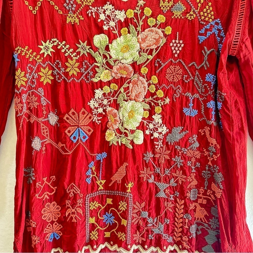 Johnny Was Floral Bird Embroidered Long Bell Sleeve V-neck Top Size Small - Picture 7 of 11